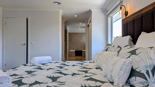 Indented Head House | Modern comfort and luxury close to the beach