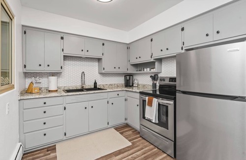 Great Falls Apartment | Modern Comfort Apartment in Great Falls