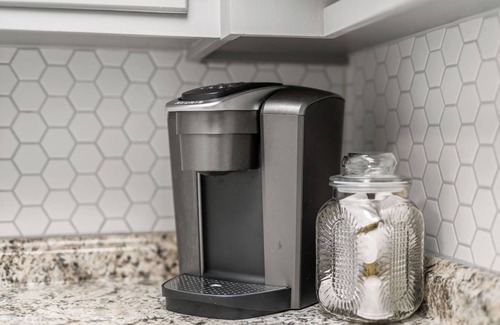 Great Falls Apartment | Modern Comfort Apartment in Great Falls