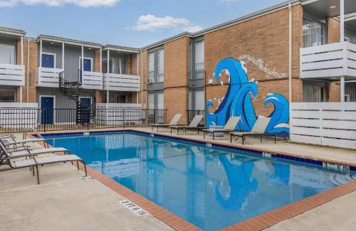 Nassau Bay Apartment | Modern Comfort Easy Access to Bay Area Attractions