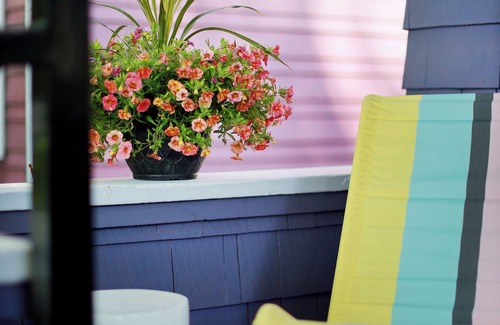Kitsilano House | Modern Comfort Home at Kitsilano, Vancouver. Free Parking.