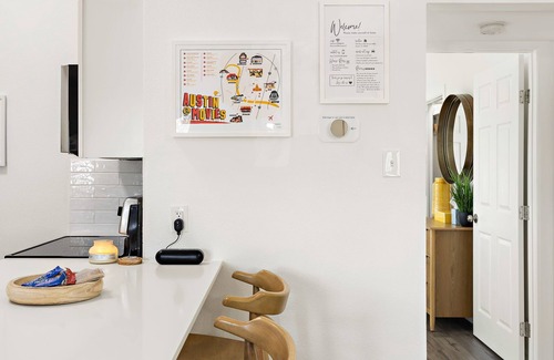 Old West Austin Condo | Modern Comfort in Central Austin! Very close to UT
