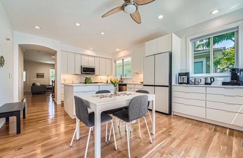 Stapleton House | Modern Comfort in Central Park: 4BR Home in Denver