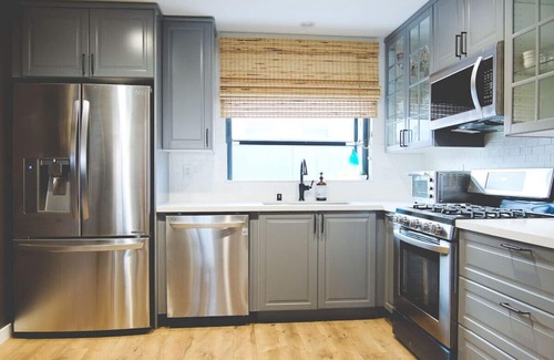 University Heights Condo | Modern Comfort in Uptown | A High-End Refuge