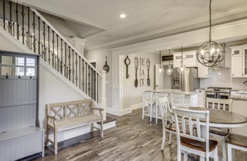 London House | Modern Comfort Near Columbus Home with Yard and Porch