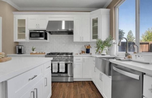 Spanos Park House | Modern Comfort: Oak Shores Edition