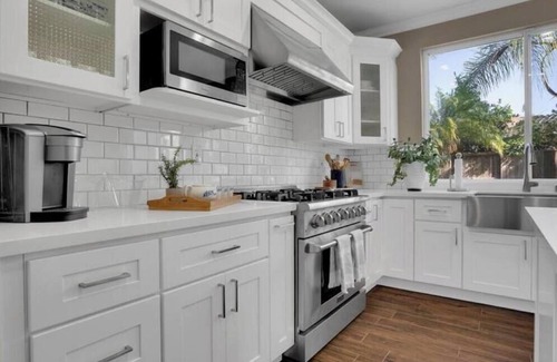 Spanos Park House | Modern Comfort: Oak Shores Edition