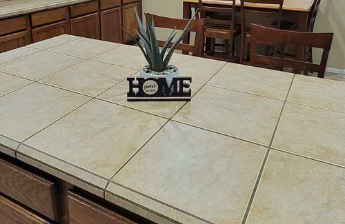 San Tan Valley House | Modern & comfortable 1-story with private heated pool in Johnson Ranch