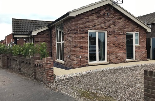 Martham House | Modern comfortable 3 bedhome near great Norfolk Beaches and Broads