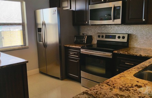 Hutchinson Island South Condo | Modern, comfortable, sunlit condo in old quiet, clean, relaxing Florida