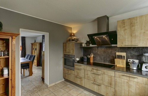 Glindfeld House | Modern, comfortable vacation home with large garden and veranda, between Winterberg and Willingen