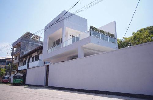 Moratuwa Villa | Modern Comfortable Villa in Moratuwa