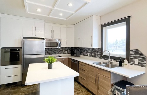 Yorkton House | Modern Comforts Downtown Living within walking distance to all the conveniences