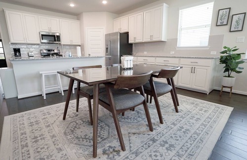 Clodine House | Modern Comforts with a Cozy Touch: Stay in Our Contemporary Home Away from Home