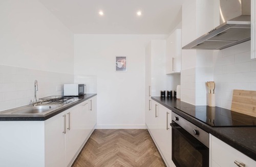 Upton House | Modern & comfy 3 bed house
