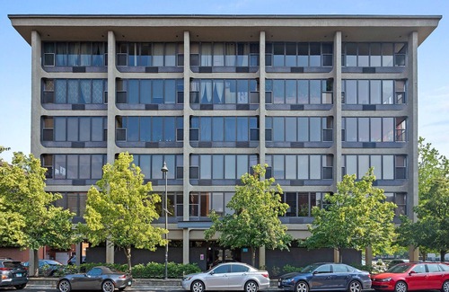 Near South Side Condo | Modern Condo by McCormick Place