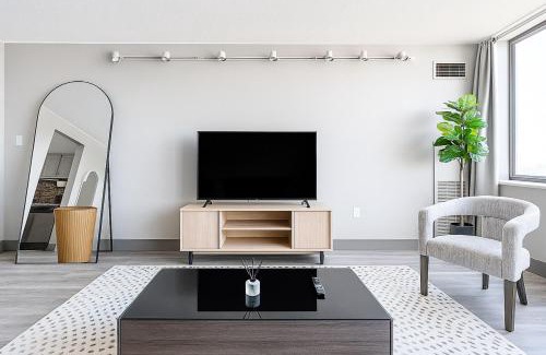 Downtown Hartford Apartment | Modern Condo DWNTN Hartord XL Center GYM