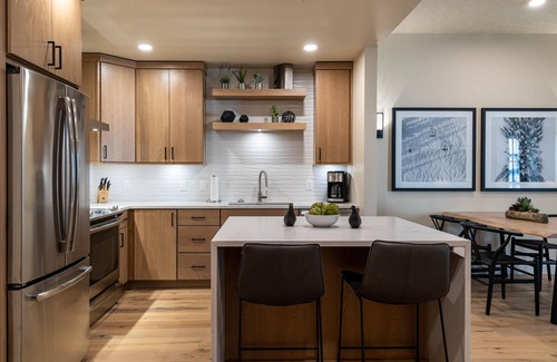 Tamarack Resort Condo | Modern Condo|Great location|Close to Skiing|PET FRIENDLY