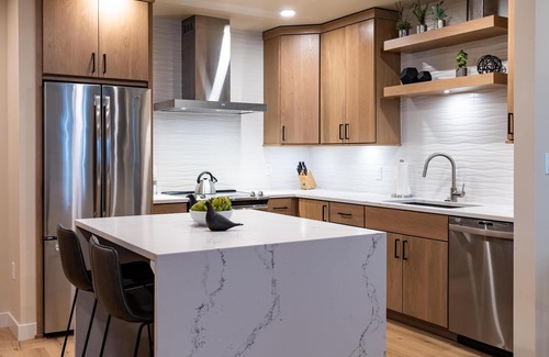 Tamarack Resort Condo | Modern Condo|Great location|Close to Skiing|PET FRIENDLY