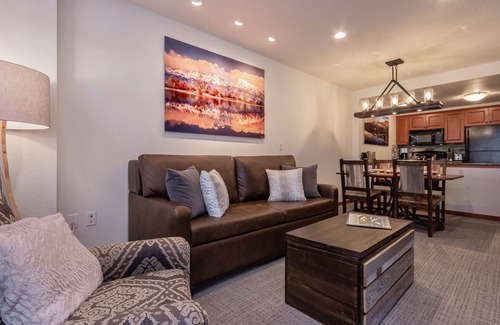Mammoth Lakes Condo | Modern Condo in Heart of Village, 1st floor, Steps to Gondola & all Amenities