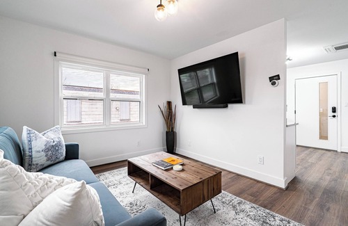 West Main Historic District Condo | Modern Condo in Louisville
