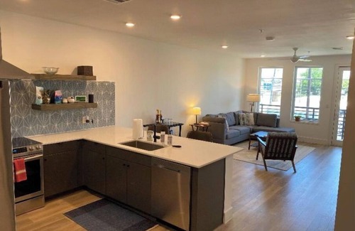 Govalle Condo | Modern Condo in the Heart of East Austin