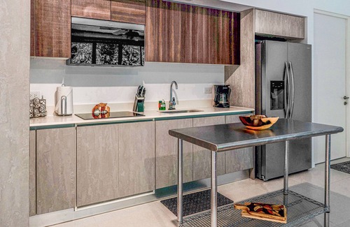 Playa Hermosa Apartment | Modern condo with on-site pool, WiFi, and centrally located