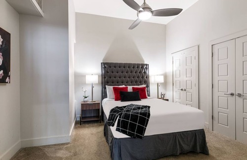 Central Business District Hotel | Modern Condos - Near main NOLA attractions