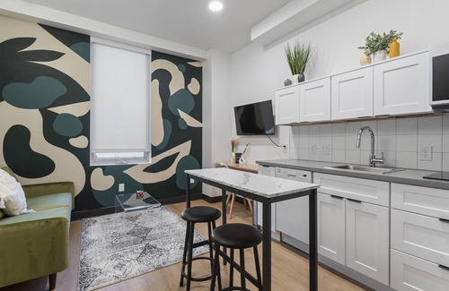 Capitol Hill Apartment | Modern Contemporary Studio in Downtown Denver