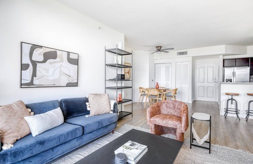 West Little Havana Apartment | Modern Coral Gables 2BR w/W/D, Pool & Gym, near Shops, by Blueground