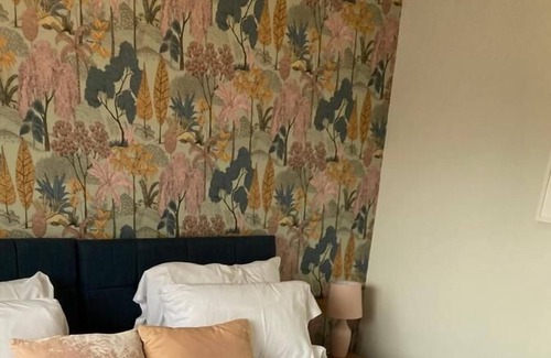 Higher Walton House | Modern Cosy Home Sleeps 6 With Parking nr Preston