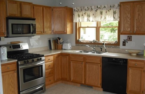 Empire Cottage | Modern cottage at the gateway to the Sleeping Bear Dunes National Lakeshore