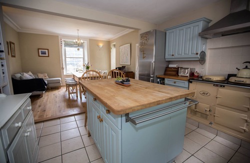 Arrochar Cottage | Modern Cottage, big garden, AGA, Loch/Mountain Views. Cinema Room & Log Burner