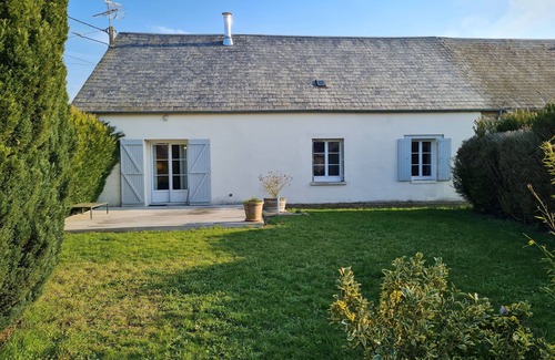 Saint-Sigismond Cottage | Modern cottage with garden, terrace, and private parking
