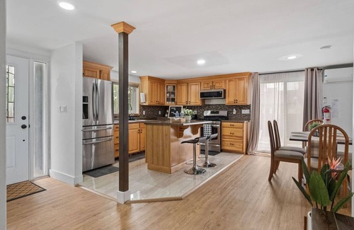 Fort Erie Apartment | Modern Cottage Getaway with Pool