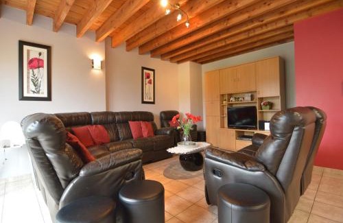 Arimont House | Modern Cottage in Baugnez Malmedy with Sauna