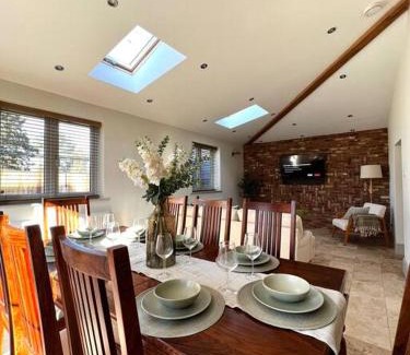 Norwich House | Modern Cottage in Colney, Norwich