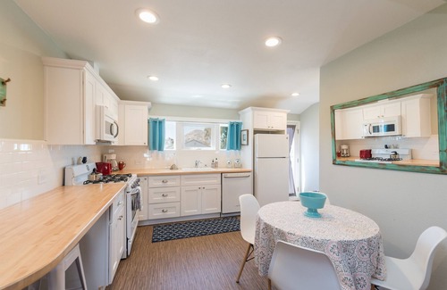Morro Bay House | Modern Cottage In The Heart Of Downtown Morro Bay