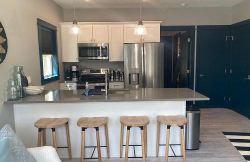 Charlevoix House | Modern Cottage Retreat
