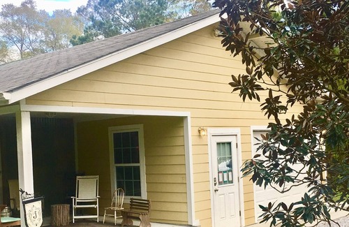 Hattiesburg House | Modern Cottage with Big Comfort--Centrally Located in Hattiesburg