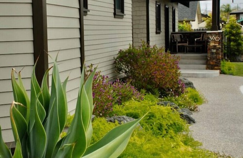 Downtown Cottage | modern cottage with yard and play area and parking in downtown Pismo!