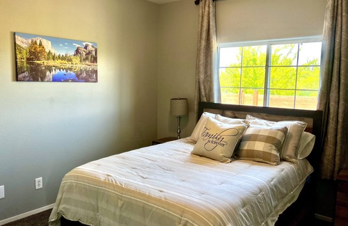 Dinuba Other | Modern Country Farmhouse:nNear Visalia & Sequoia National Park!