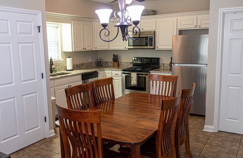 Chattanooga Valley Apartment | Modern Country Getaway - Surprise View of Rock City - Outside Relaxation-Spacious Townhome-Fire Pit