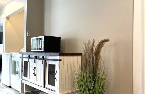 Bangor House | Modern Country Home Near Hiking trails and Waterfront Concert Venue
