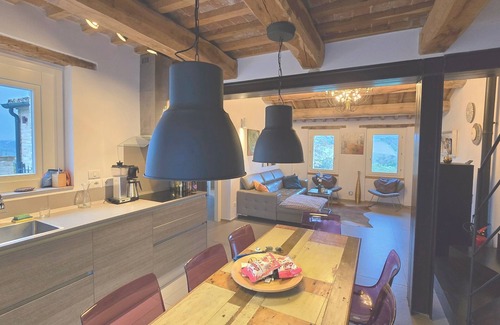 Monterubbiano Apartment | Modern countryhouse! Pool, big terrace & views - mountains & sea - for families!