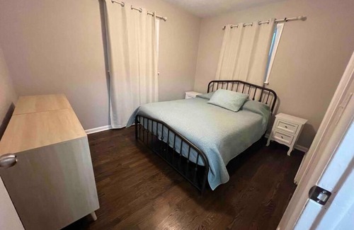 Shawnee Apartment | Modern & Cozy 2 bedroom home near downtown Shawnee