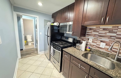 Anacostia Apartment | Modern Cozy 2BR Apartment in DC