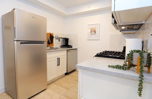 Seaside Heights Apartment | Modern Cozy Beach Getaway w/Deck + Parking - 604 #1