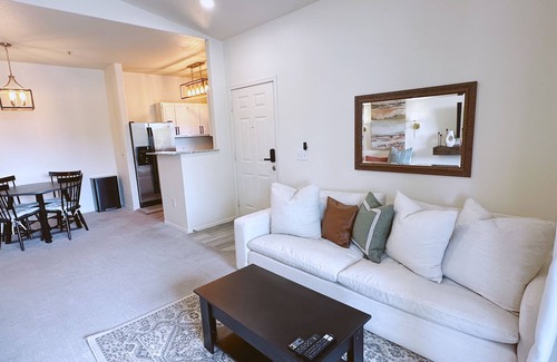 Deer Valley Condo | Modern, Cozy Condo in North PHX with Pool in Gated Community!