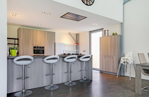 Noordwolde House | Modern cozy Home with Sauna